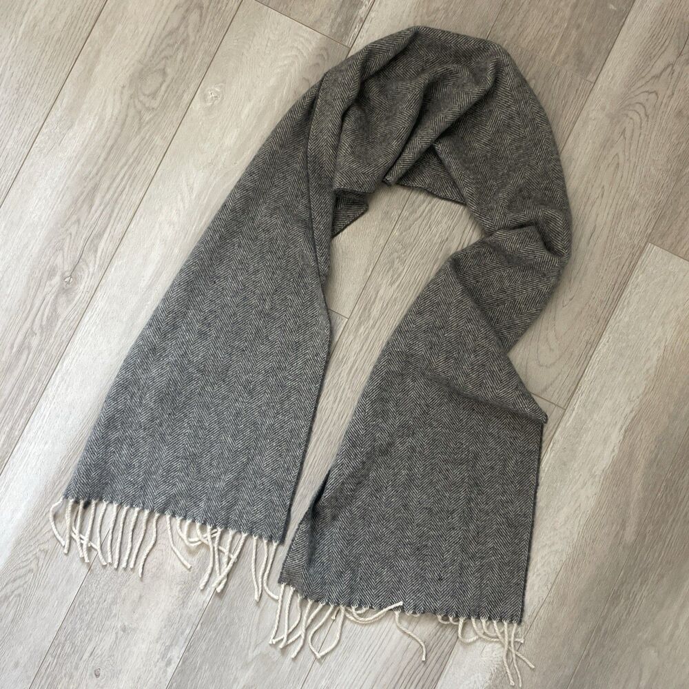 Made in Italy Scarf wool cashmere chevron fringe rectangle knit unisex Gray